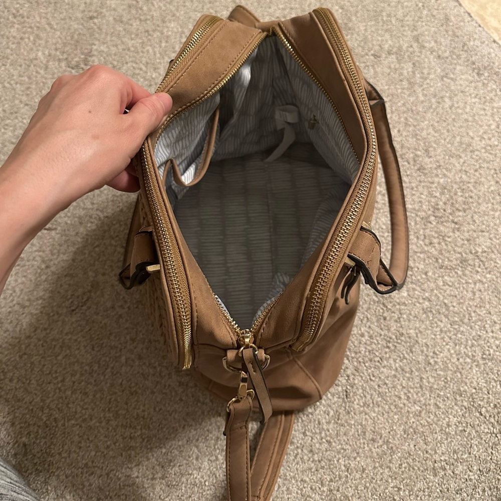 Faux suede woven design purse - Picture 5 of 6